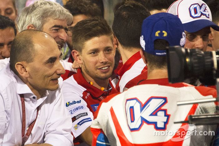 Casey Stoner felicita al segundo lugar, Andrea Dovizioso, Ducati Team