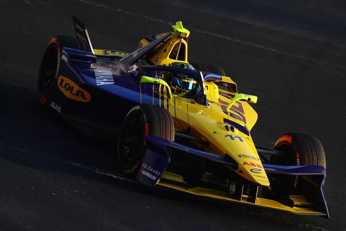 Lucas di Grassi, Lola Yamaha ABT Formula E Team Lola-Yamaha T001