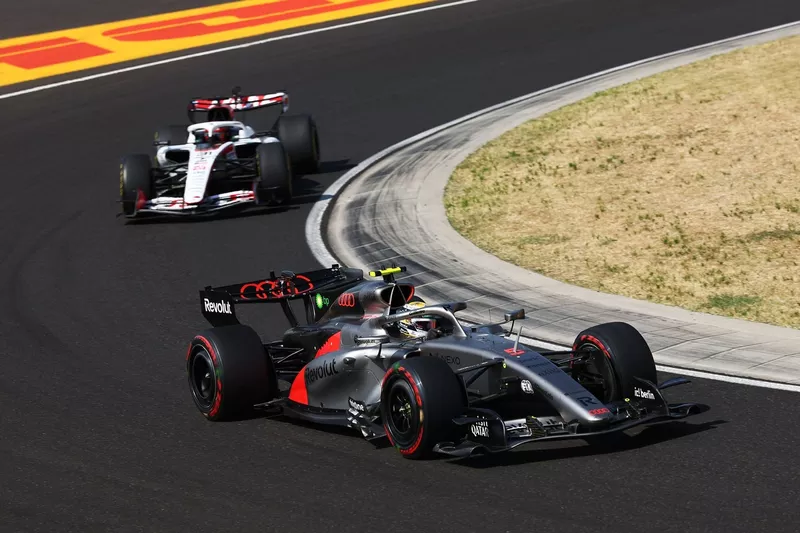 Gabriel Bortoleto, équipe Audi F1, Esteban Ocon, équipe Haas F1