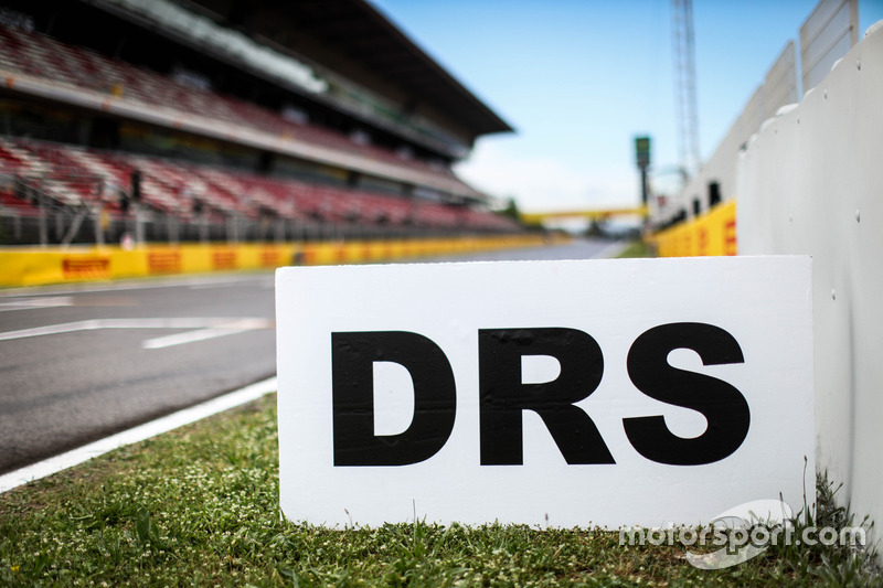 DRS Sign and Track View