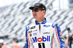 Clint Bowyer, Stewart-Haas Racing Ford