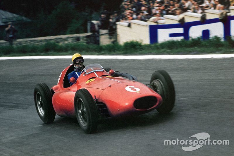 1955-1956: Ferrari 555 Supersqualo