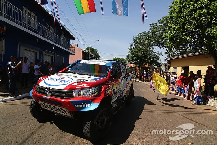#310 Toyota: Erik van Loon, Wouter Rosegaar