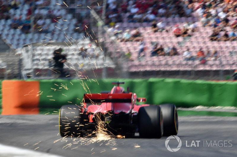 Sebastian Vettel, Ferrari SF71H saca chispas