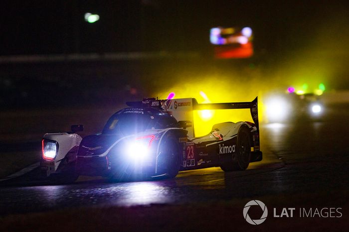 #23 United Autosports Ligier LMP2, P: Phil Hanson, Lando Norris, Fernando Alonso, rain
