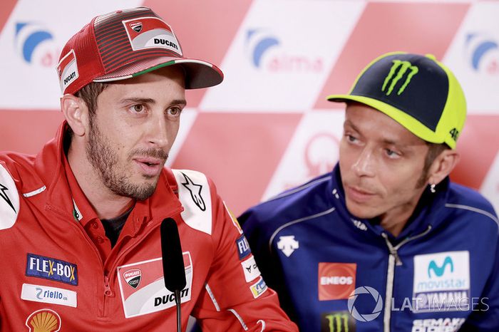 Andrea Dovizioso, Ducati Team, Valentino Rossi, Yamaha Factory Racing