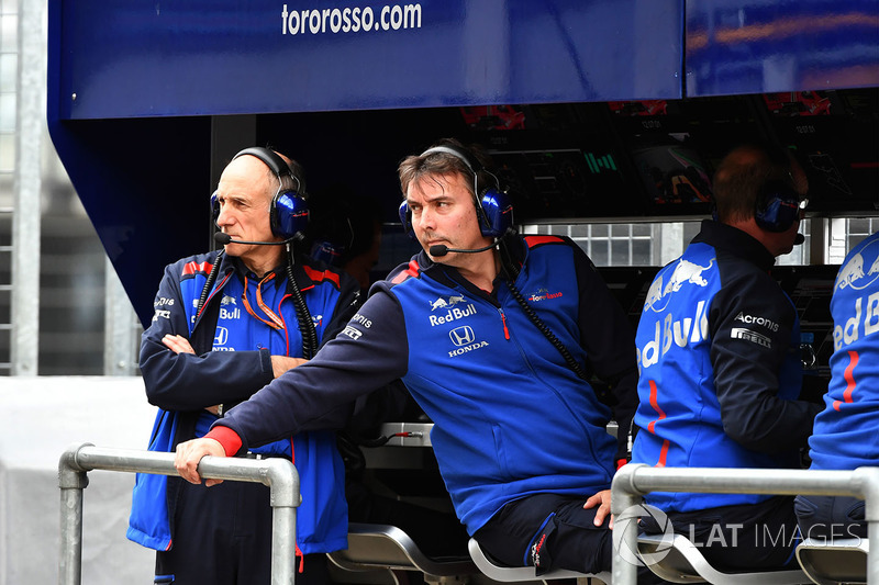 Керівник Scuderia Toro Rosso Франц Тост, технічний директор Toro Rosso Джеймс Кі