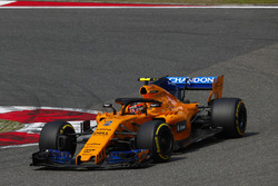 Stoffel Vandoorne, McLaren MCL33 Renault