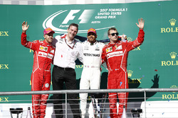 Race winner Lewis Hamilton, Mercedes AMG F1 celebrates on the podium alongside James Allison, Mercedes Technical Director, second place Sebastian Vettel, Ferrari and third place Kimi Raikkonen, Ferrari