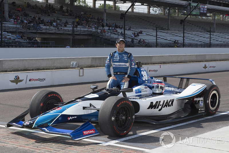 16. Takuma Sato, Rahal Letterman Lanigan Racing, Honda