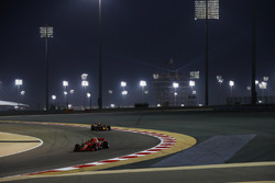 Кімі Райкконен, Ferrari SF71H, Даніель Ріккардо Red Bull Racing RB14 Tag Heuer