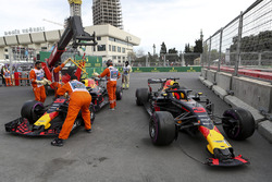 Max Verstappen, Red Bull Racing RB14 ve Daniel Ricciardo, Red Bull Racing RB14 kaza