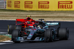Льюіс Хемілтон, Mercedes AMG F1 W09, Кімі Райкконен, Ferrari SF71H