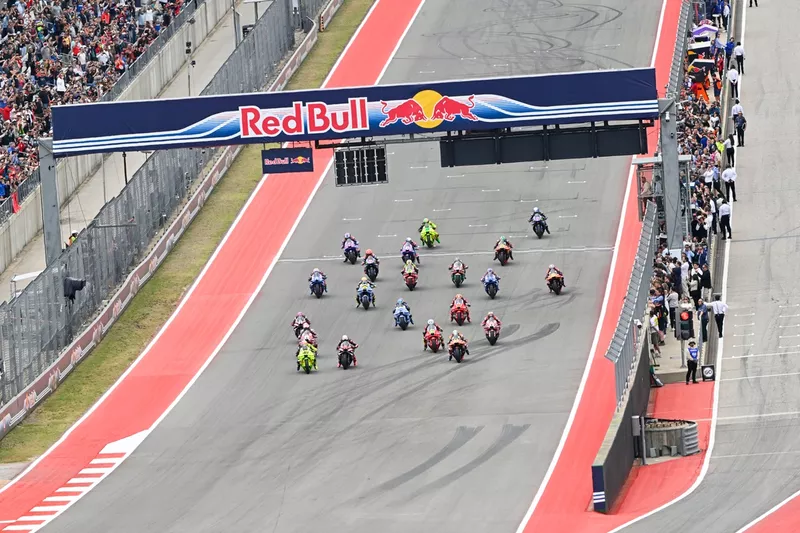 Le départ du sprint