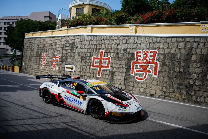 Luca Engstler, Absolute Corse Lamborghini Huracan GT3 Evo 2