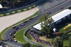 Себастьян Феттель, Ferrari SF70H, Валттери Боттас, Mercedes AMG F1 W08, Кими Райкконен, Ferrari SF70