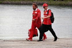 Kimi Raikkonen, Ferrari and Gino Rosato, Ferrari