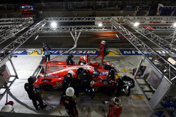 #25 CEFC Manor Oreca 07 Gibson : Roberto Gonzalez, Simon Trummer, Vitaly Petrov