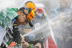 Wayne Taylor Racing святкують на подіумі