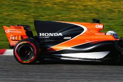 Fernando Alonso, el McLaren MCL32