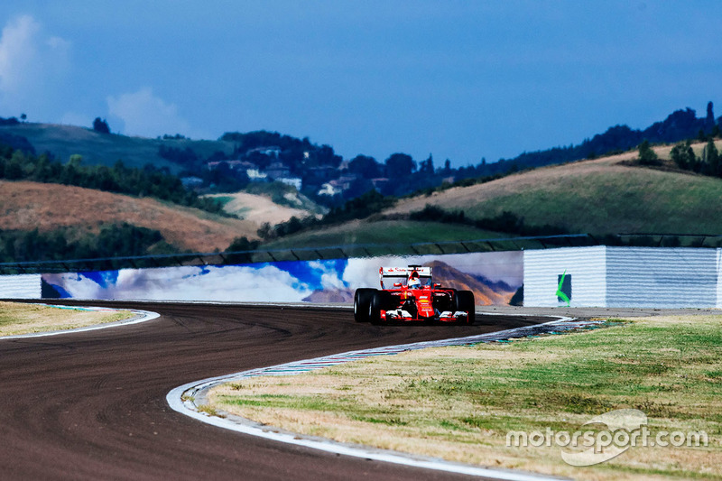 Sebastian Vettel, Ferrari SF15-T