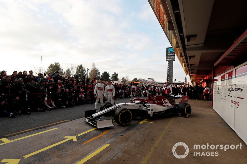 Кімі Райкконен, Alfa Romeo Racing, Антоніо Джовінацці, Alfa Romeo Racing, машина Alfa Romeo Racing C38