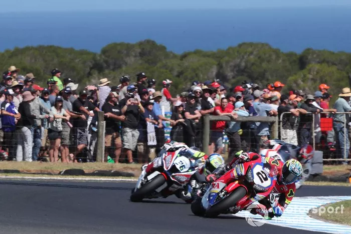 Leon Camier, Honda WSBK Team