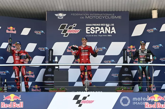 Podio: 1º Jack Miller, Ducati; 2º Francesco Bagnaia, Ducati; 3º Morbidelli, Petronas Yamaha SRT