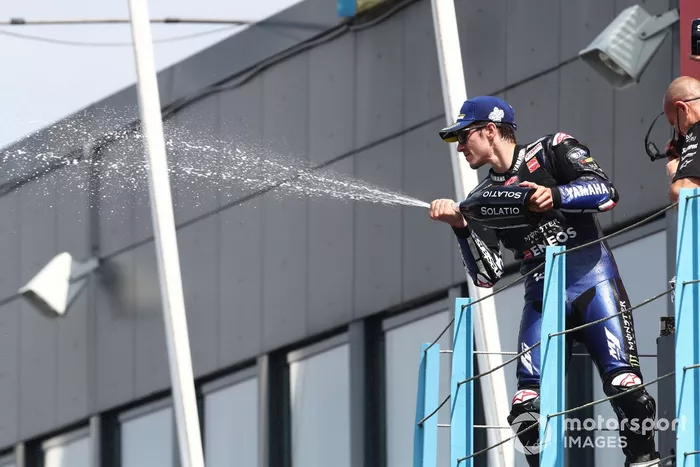 Podio: ganador de la carrera Fabio Quartararo, Yamaha Factory Racing