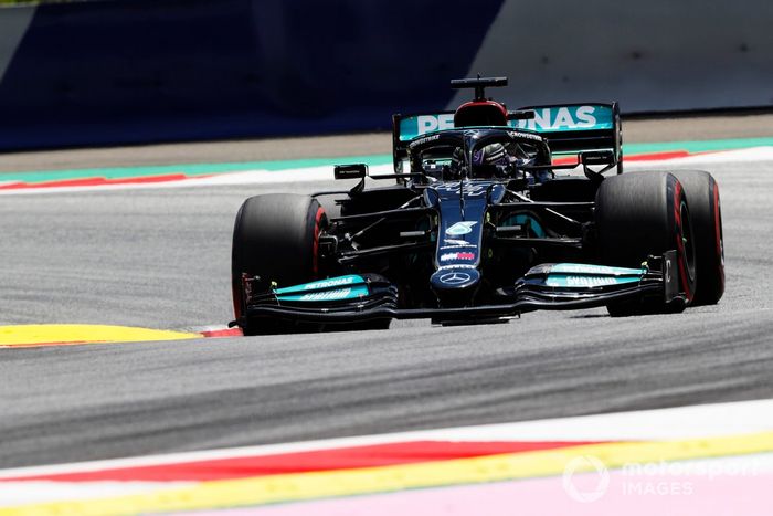 Lewis Hamilton, Mercedes W12