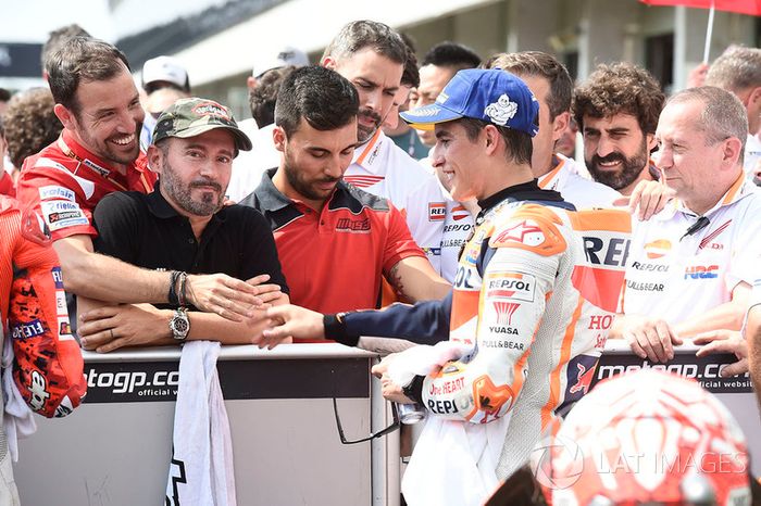 Max Biaggi con Marc Marquez, Repsol Honda Team