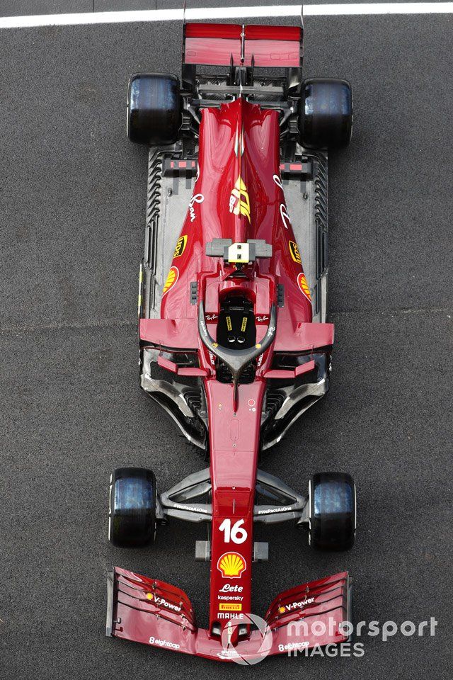 El coche de Charles Leclerc Ferrari SF1000 