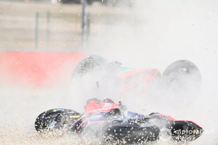 Caída de Jack Miller, Pramac Racing y Brad Binder, Red Bull KTM Factory Racing 