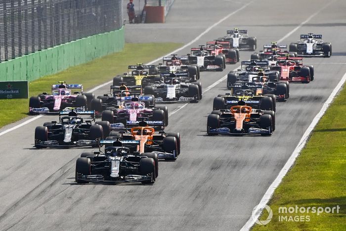 Haz click en las flechas para pasar las fotos