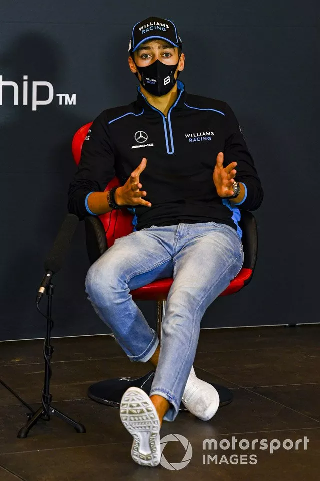 George Russell, Williams Racing, en la conferencia de prensa
