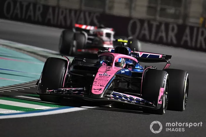Jack Doohan, Alpine, Esteban Ocon, Haas F1 Team