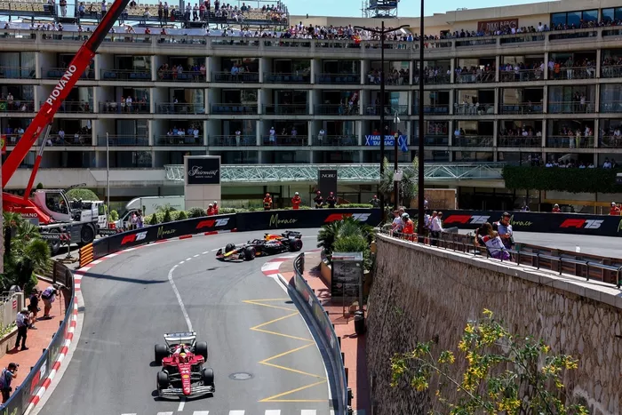 Lewis Hamilton, Ferrari, Max Verstappen, Red Bull Racing