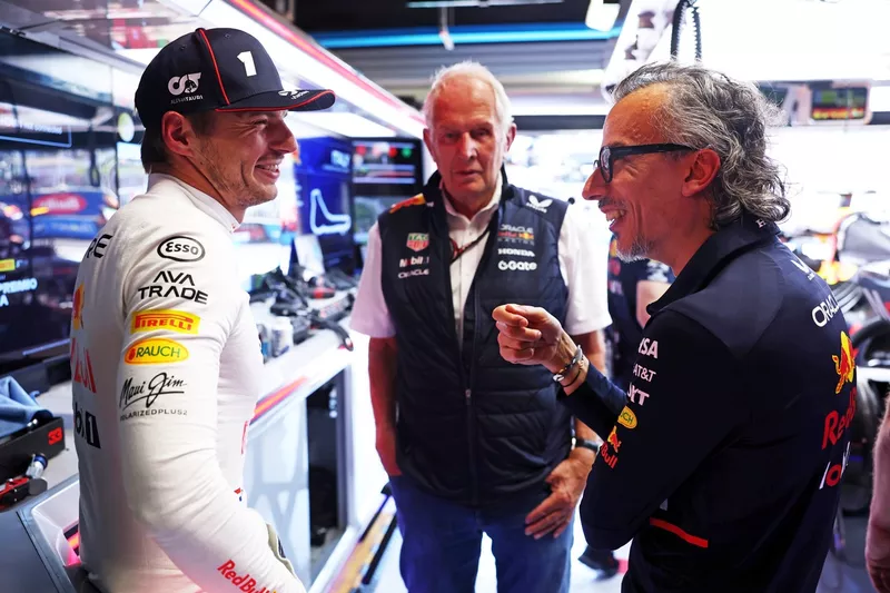 Max Verstappen, Red Bull Racing, Helmut Marko, Red Bull Racing, Laurent Mekies, Red Bull Racing Team Principal