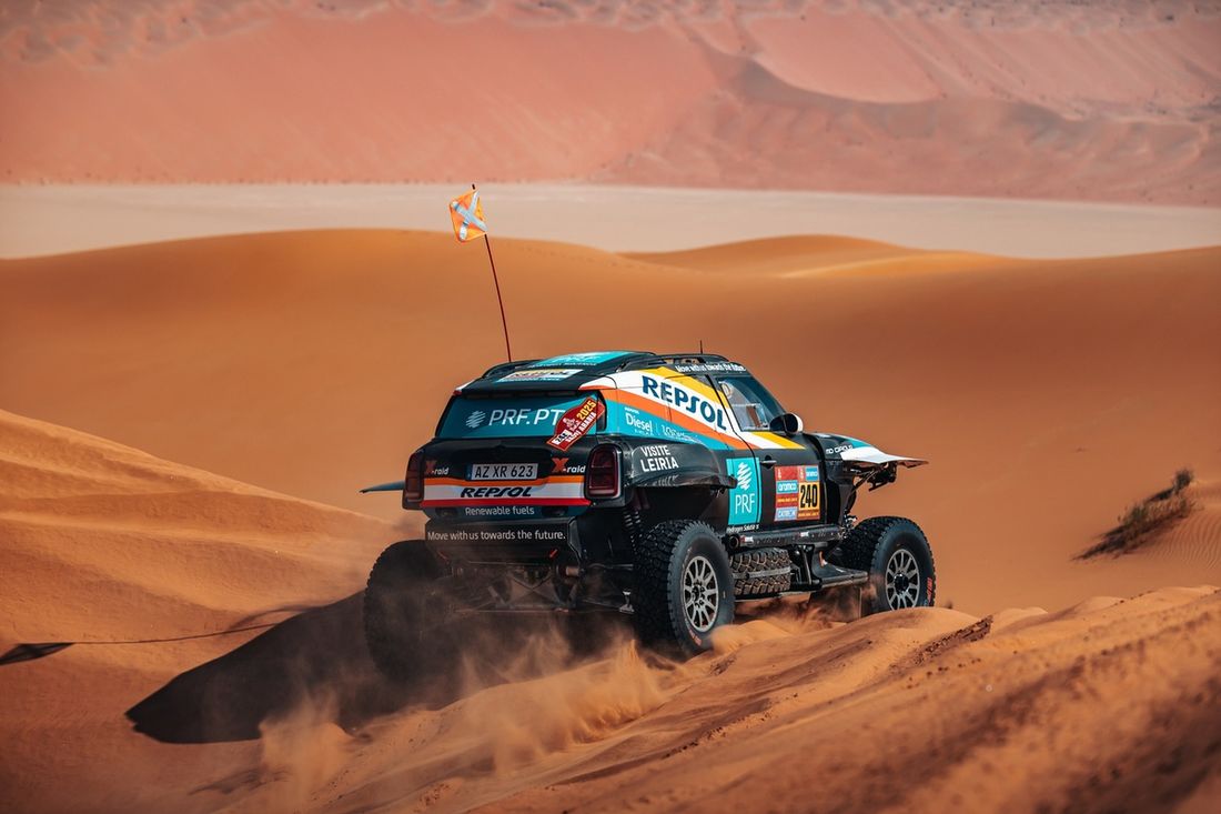 #240 X-Raid Mini JCW Team Mini: Joao Ferreira, Filipe Palmeiro