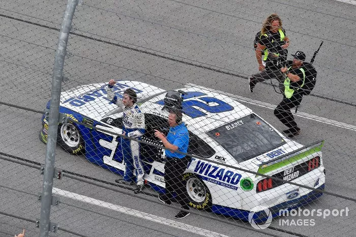 Race Winner Ryan Blaney, Team Penske, Ford Mustang