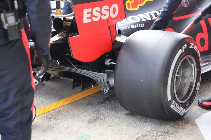 La parte trasera del Red Bull Racing RB16