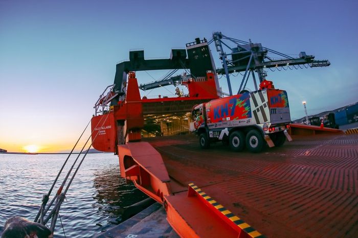 Embarque en Marsella del Dakar 2020