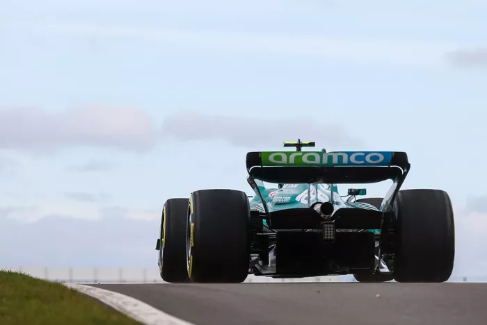 Lance Stroll, Aston Martin AMR22 
