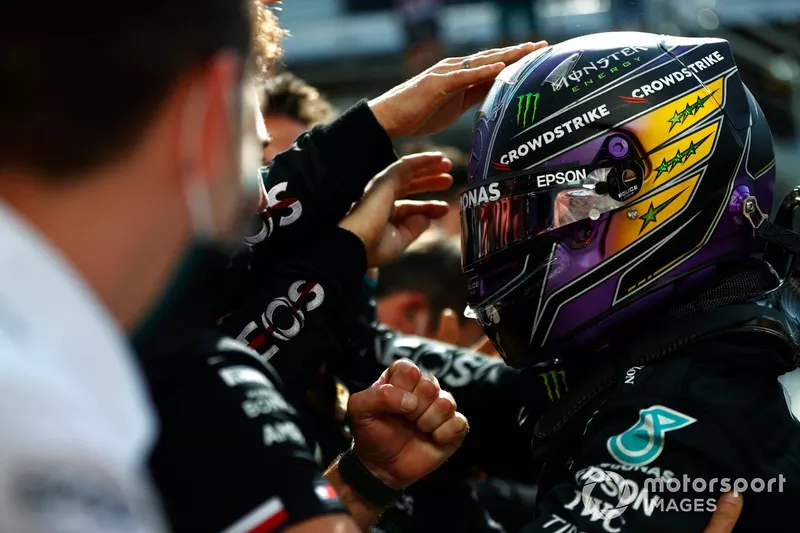 São Paulo - Lewis Hamilton