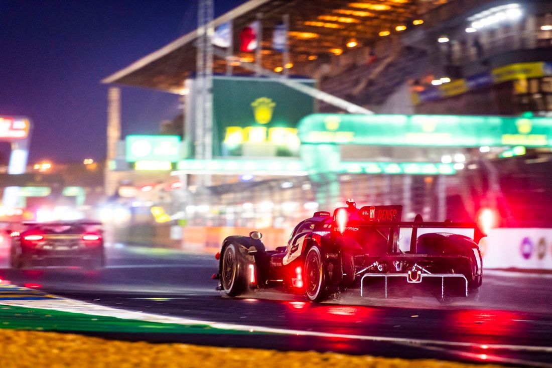 #7 Toyota Gazoo Racing Toyota GR010 - Hybrid: José María López, Kamui Kobayashi, Nyck De Vries