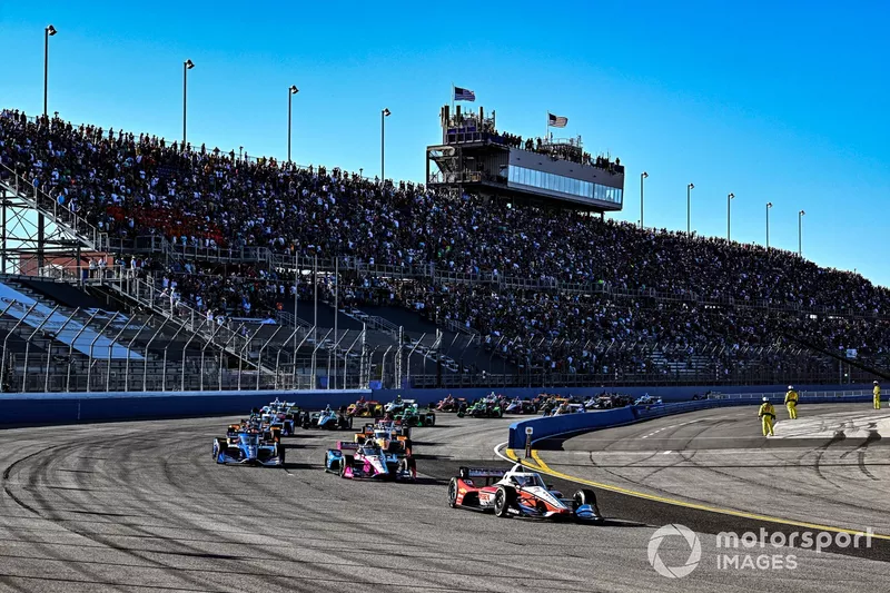 David Malukas, Meyer Shank Racing Honda, Scott McLaughlin, Team Penske Chevrolet, start, Patricio O'Ward, Arrow McLaren Chevrolet, Alexander Rossi, Arrow McLaren Chevrolet