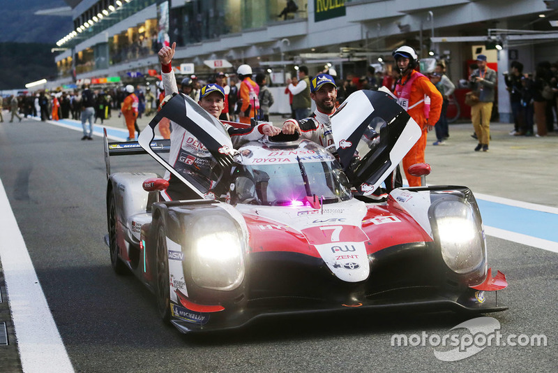 Ganadores #7 Toyota Gazoo Racing Toyota TS050: Mike Conway, Kamui Kobayashi, Jose Maria Lopez
