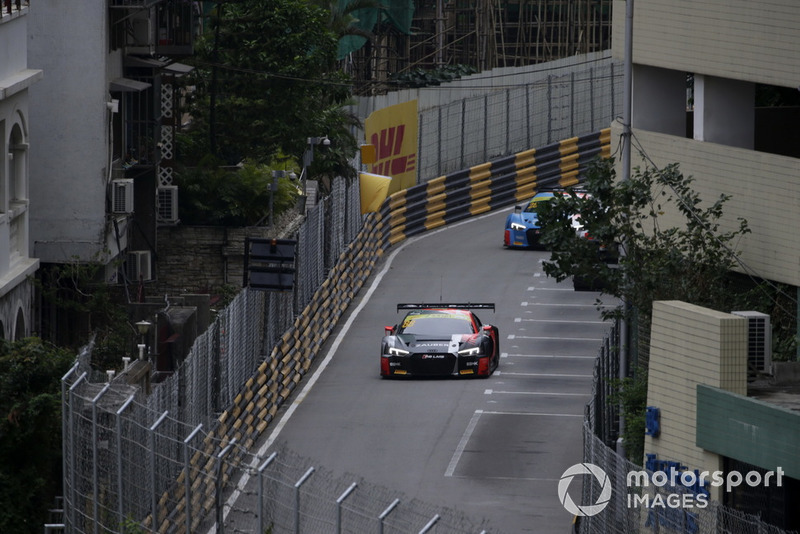 #88 Audi Sport Team WRT Speedstar Audi R8 LMS: Dries Vanthoor