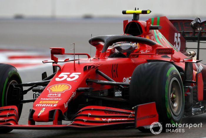 Carlos Sainz Jr., Ferrari SF21