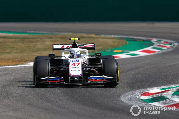 Mick Schumacher, Haas VF-21